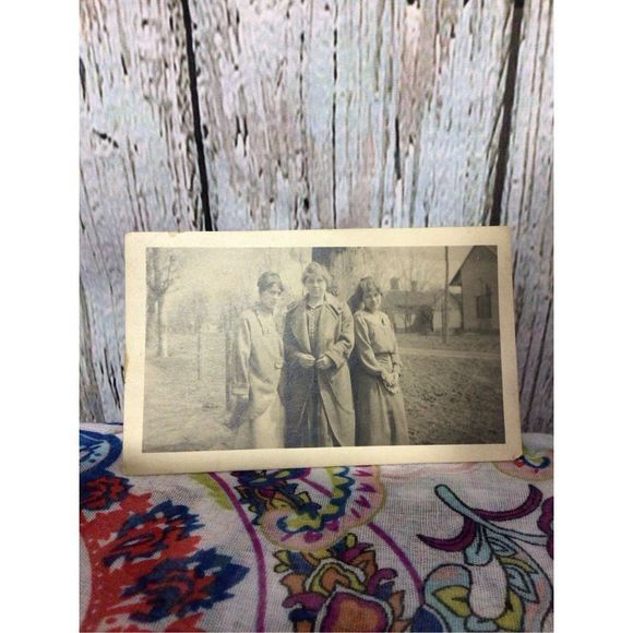 Antique Real Photo Postcard ~ 3 Sisters ~ Esther, Ruth, and Emma Harshman Early - Picture 9 of 12
